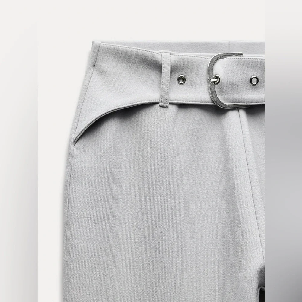 Zara NWT Light gray belted interlock stretchy flare pants, thick material